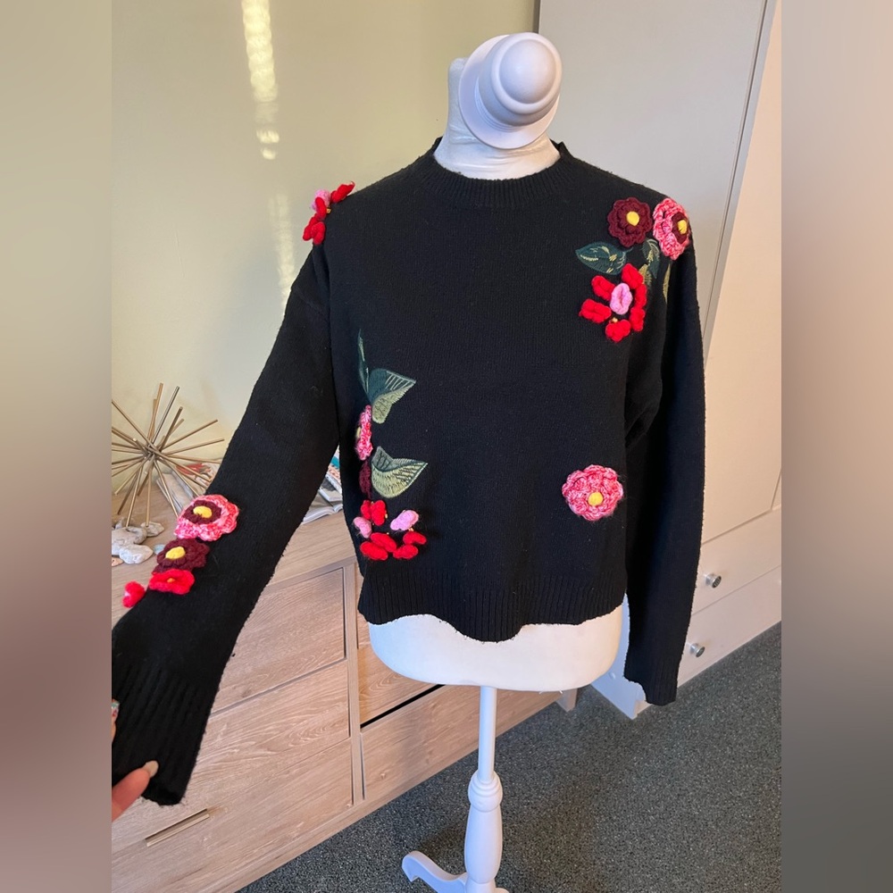 3D Flower Appliqué Tufted Embroidered Wool Blend Oversized Baggy Modest Sweater - Picture 7 of 16